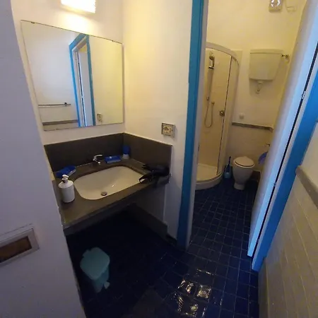 Lejlighedshotel Perla Nera I Dammusi Di Scauri 3*