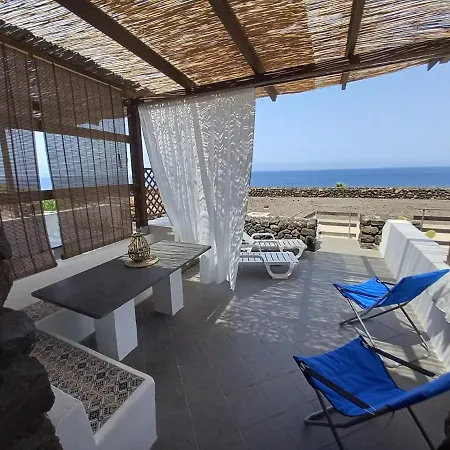 Perla Nera I Dammusi Di Scauri Siba